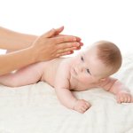 Comment faire un massage pour bébé Comment faire un massage pour bébé