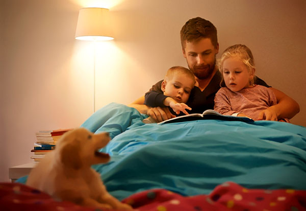 Comment élever un enfant heureux: trois règles pour les parents