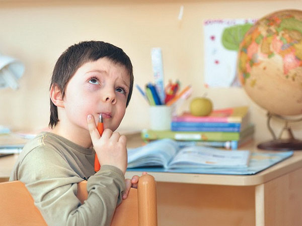 Neskuchnaya étude: comment bien équiper le lieu de travail de l'étudiant