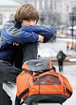Adolescent et camarades de classe