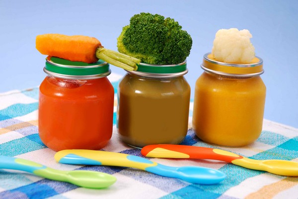 Exemple de menu pour l'enfant dans 6,7-10 mois