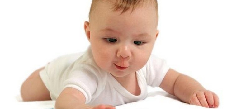 Enfant 5 mois