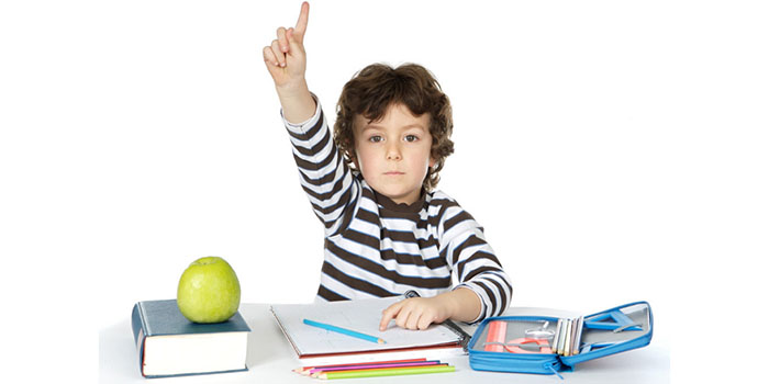 A l'école avec plaisir: comment aider un enfant avec des leçons