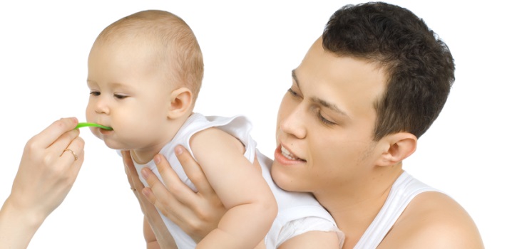 Introduction de l'alimentation complémentaire à l'enfant dans 5 mois