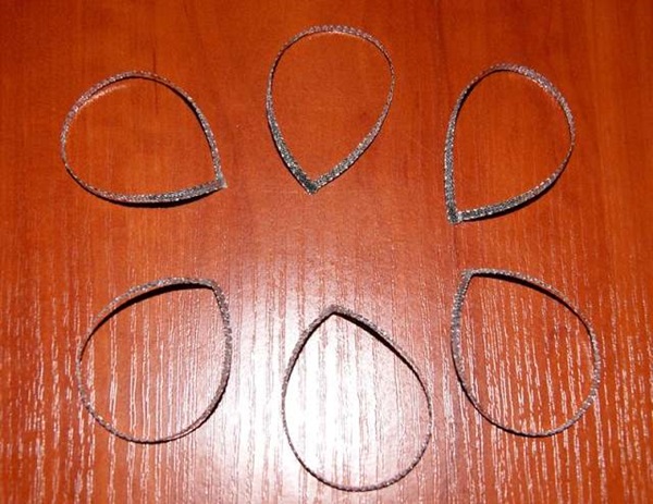 Comment faire un arc de ruban de satin avec vos propres mains