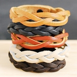 Apprendre à tisser un bracelet en cuir