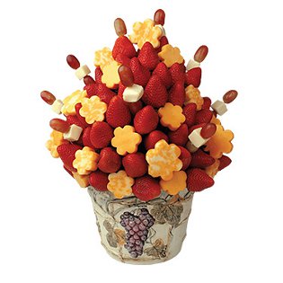 Bouquet de fruits avec ses propres mains