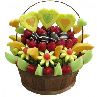 Bouquet de fruits avec ses propres mains