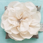Fleurs en satin avec vos propres mains