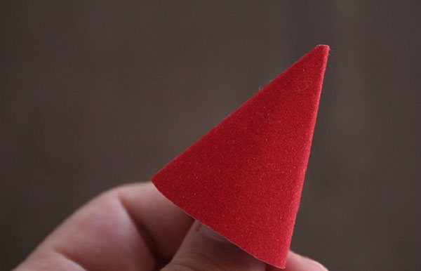 Père Noël avec leurs mains sur la nouvelle 2017 - étape par classes de maître étape à partir de matériaux de rebut, des bouteilles en plastique, tasses, photo et vidéo
