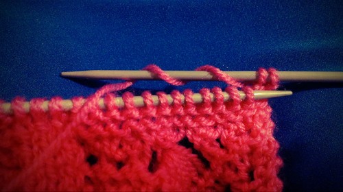 Master class sur le tricot des chapeaux d'été des enfants