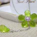 Faire des bijoux: un peu de meubles