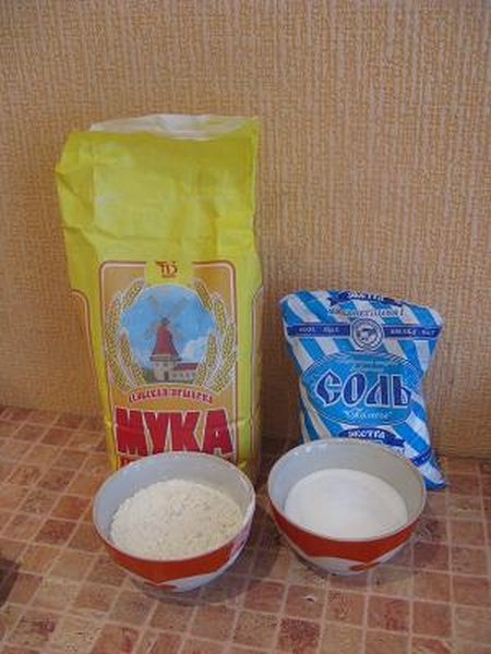 Comment faire cuire la pâte salée pour la modélisation