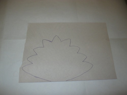 Paon fabuleux fait de papier de couleur