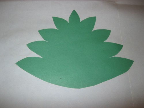 Paon fabuleux fait de papier de couleur