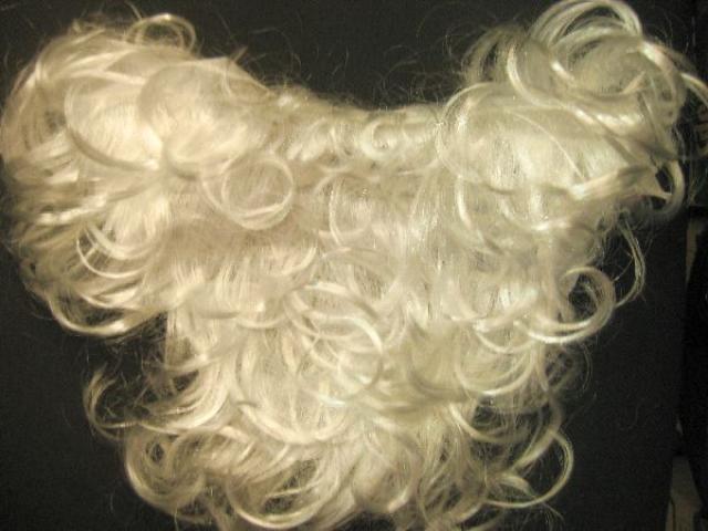 Comment faire une barbe du père Noël de vos propres mains, classe de maître avec une photo