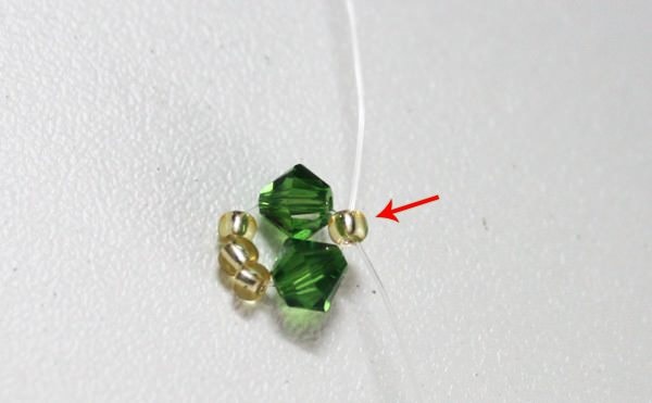Comment faire un bracelet de perles pour les débutants