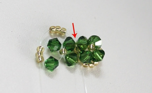 Comment faire un bracelet de perles pour les débutants