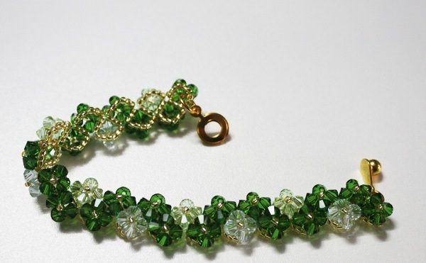 Comment faire un bracelet de perles pour les débutants