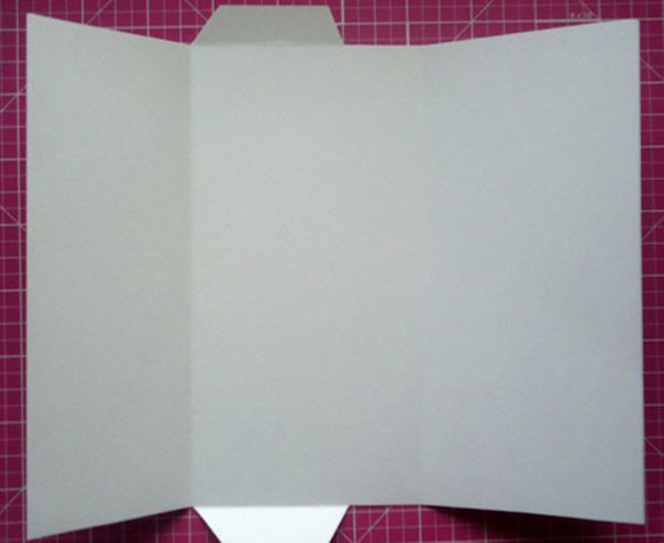 Enveloppe de papier A4 avec vos propres mains