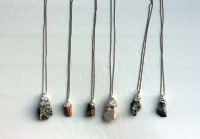 Comment faire un beau pendentif avec une pierre naturelle