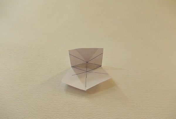 Comment faire une épée de papier avec vos propres mains
