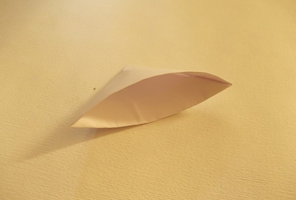 Comment faire une épée de papier avec vos propres mains
