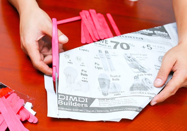 Comment faire une épée de papier avec vos propres mains