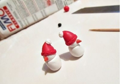 faire des chapeaux et des pompons en vrac bouchons de forme