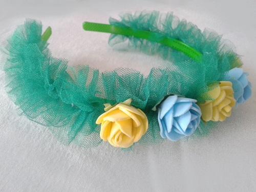 Lunette de printemps avec ses propres mains