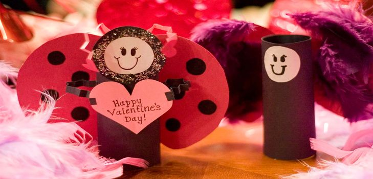 Nous faisons une belle valentine volumétrique le 14 février - une classe de maître avec une photo