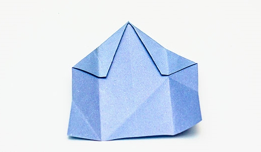 Comment faire une fleur d'origami avec vos propres mains