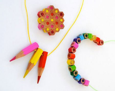 Collier de trois crayons