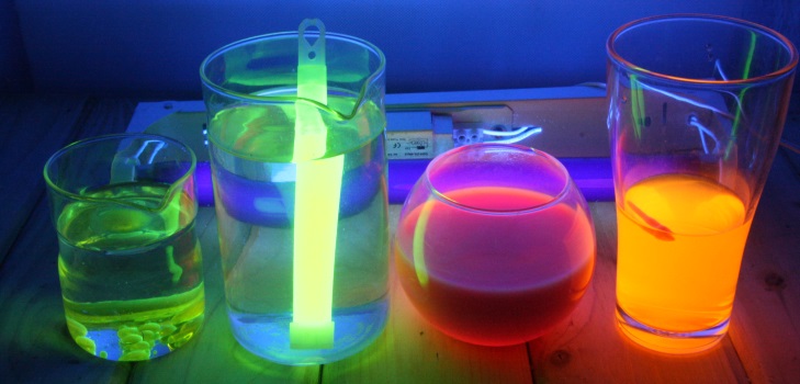 Liquide lumineux à la maison