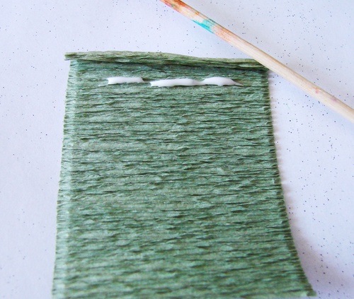 Artisanat pour le 9 mai de leurs propres mains: un réservoir de papier