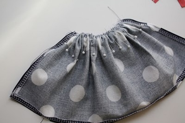 Comment coudre des vêtements de poupée avec vos propres mains
