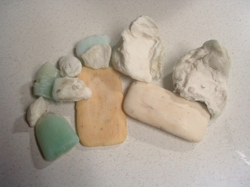 Comment souder le savon des restes - une instruction simple