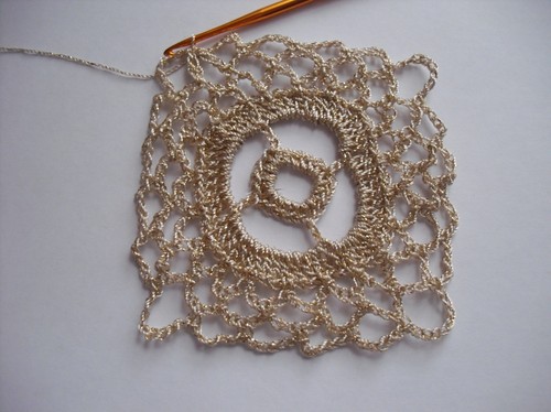 Boléro ajouré pour le crochet d'été