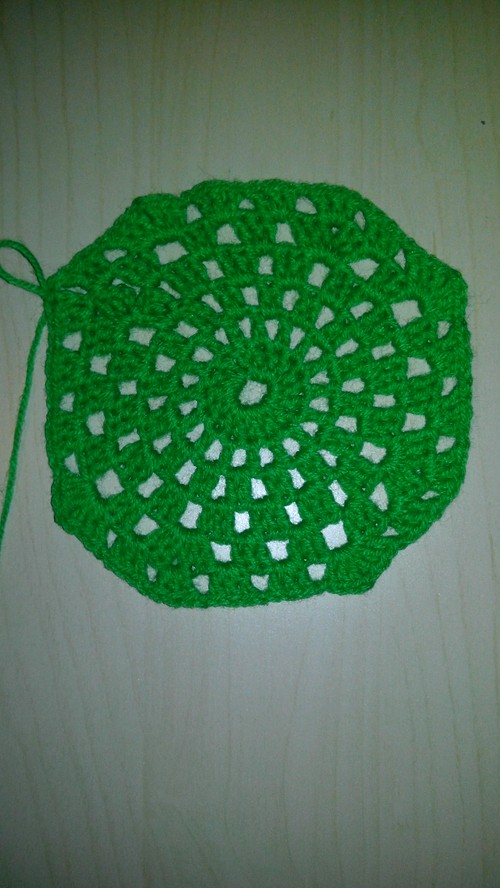 Comment attacher un chapeau de bébé d'été au crochet. Master class sur le tricot des chapeaux d'été des enfants