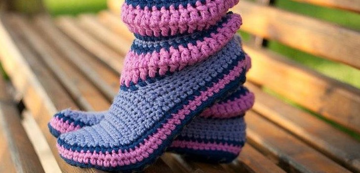 Comment tricoter des pantoufles faites maison avec des aiguilles à tricoter