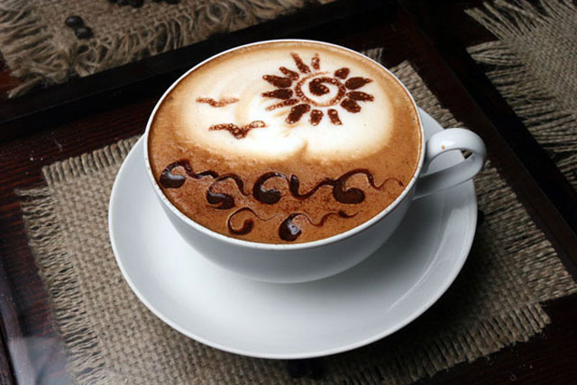 Latte art - peinture au café