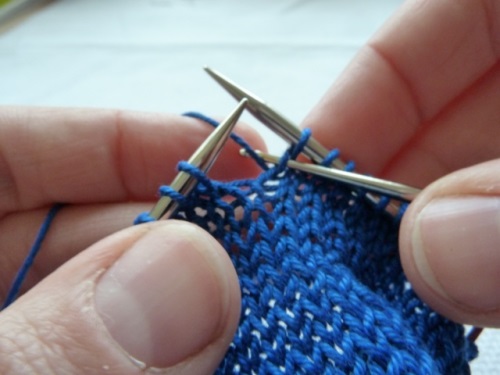 Gants d'été pour hommes sans doigts avec des aiguilles à tricoter