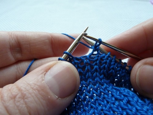 Gants d'été pour hommes sans doigts avec des aiguilles à tricoter