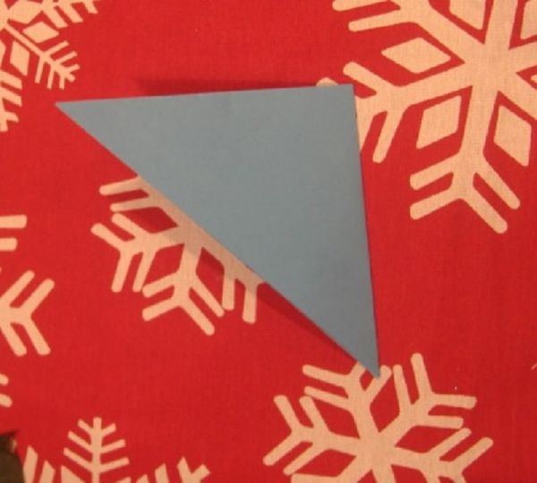 Beaux flocons de neige pour la nouvelle année 2017 avec leurs propres mains de papier - diagrammes et photos en plusieurs étapes. Cours de maître pour les enfants sur de grands flocons de neige en technique origami