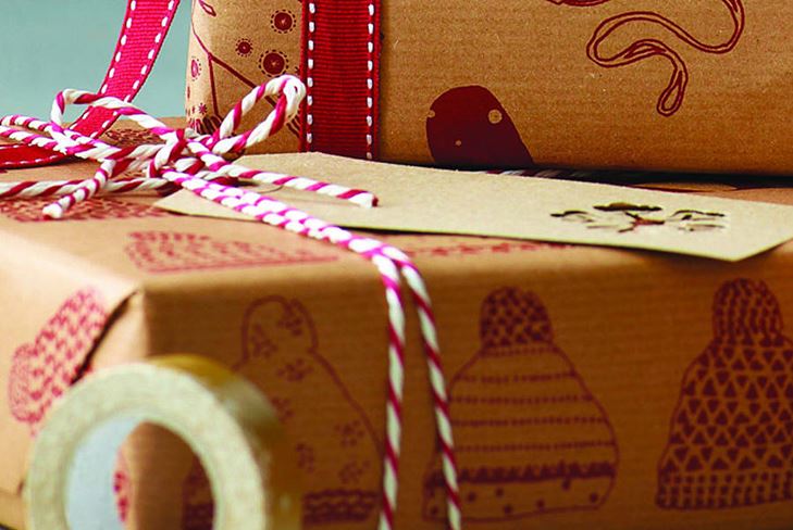 Emballage du Nouvel An pour les cadeaux avec vos mains: photo master-class