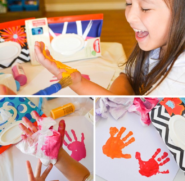 Carte pour la fête des mères avec leurs propres mains, des classes de maître avec des photos pour la maternelle et les notes 1-3