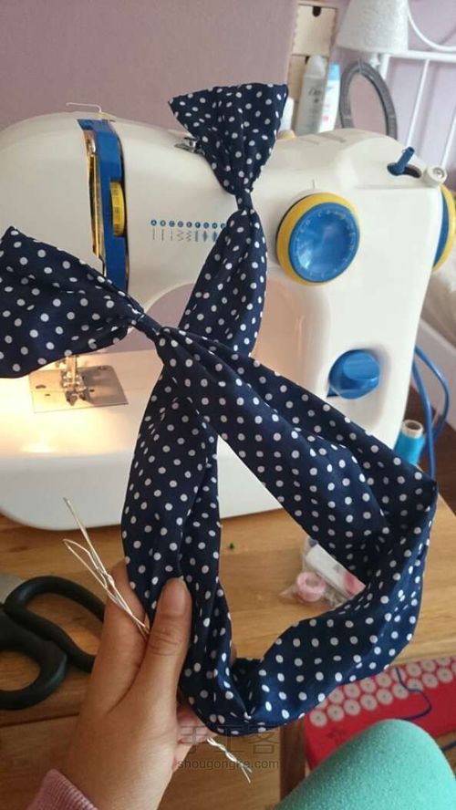 Lapin de peluche avec vos propres mains