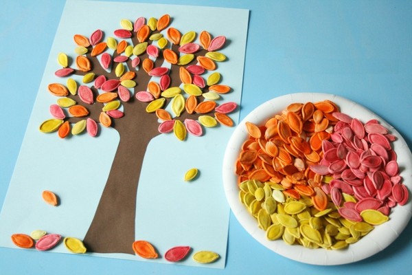 Artisanat "Cadeaux d'Automne" avec leurs propres mains de matériaux naturels pour la maternelle et l'école
