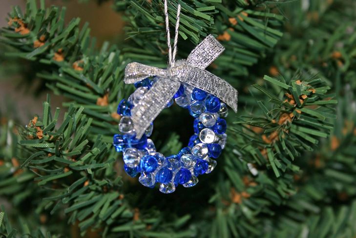 Artisanat de perles pour le Nouvel An: photo, vidéo master-class