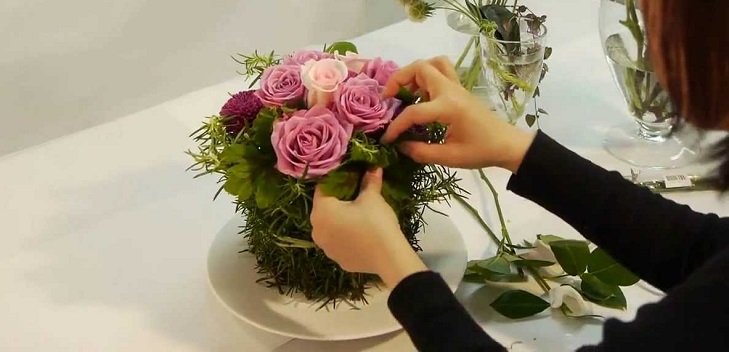Artisanat de fleurs par ses propres mains, compositions, photo